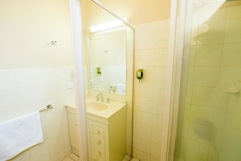 Jacksons Motor Inn - Accommodation Burleigh 19