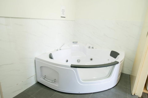 Jacksons Motor Inn - Accommodation Burleigh 31