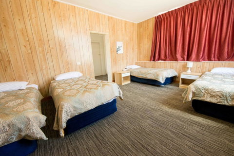 Jacksons Motor Inn - Accommodation Burleigh 10