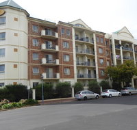 Adelaide City Apartment - 3br 2bath  Carpark - Accommodation Burleigh