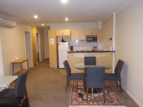 Adelaide City Apartment - 3br, 2bath & Carpark - Accommodation Burleigh 7