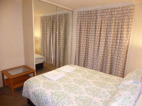 Adelaide City Apartment - 3br, 2bath & Carpark - Accommodation Burleigh 11
