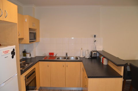 Adelaide City Apartment - 3br, 2bath & Carpark - Accommodation Burleigh 5