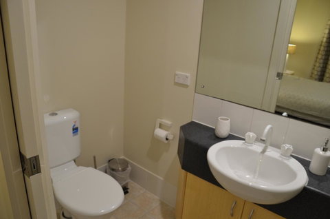 Adelaide City Apartment - 3br, 2bath & Carpark - Accommodation Burleigh 12