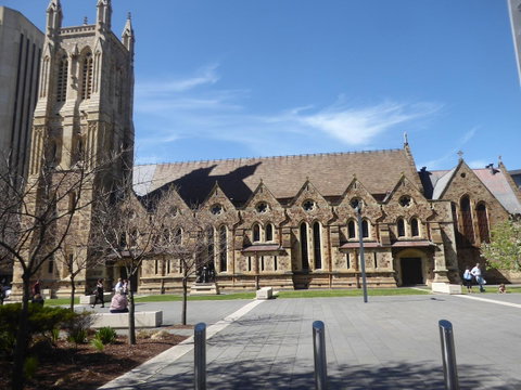 Adelaide City Apartment - 3br, 2bath & Carpark - Accommodation Burleigh 33