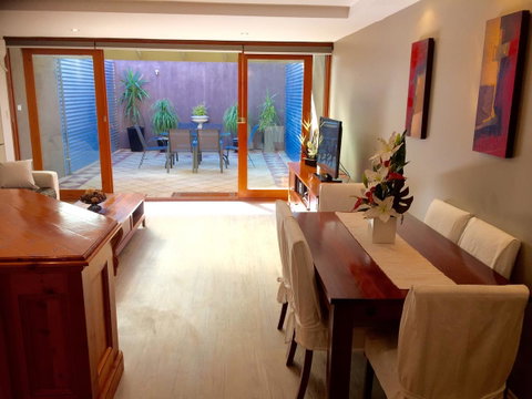 Superb Townhouse In North Adelaide - Accommodation Burleigh 20