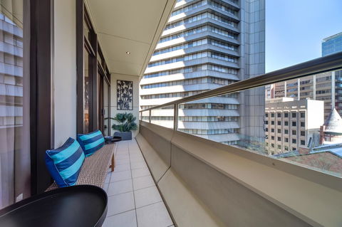 York Apartments On Grenfell - Accommodation Burleigh 11