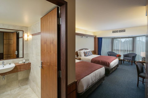Arkaba Hotel - Accommodation Burleigh 2