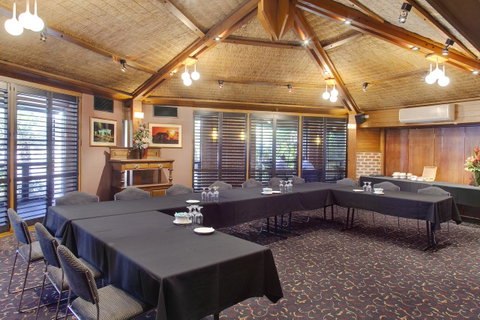 Arkaba Hotel - Accommodation Burleigh 32