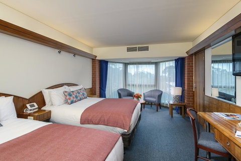Arkaba Hotel - Accommodation Burleigh 1