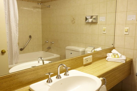 Comfort Hotel Adelaide Meridien - Accommodation Burleigh 12