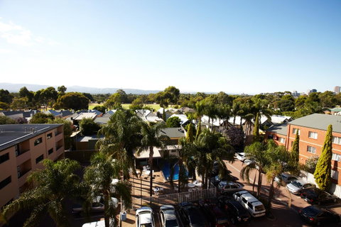 Comfort Hotel Adelaide Meridien - Accommodation Burleigh 2