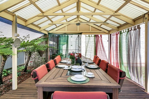 \'THE CHURCH\' Guest Home, Gawler Barossa Region - Accommodation Burleigh 10