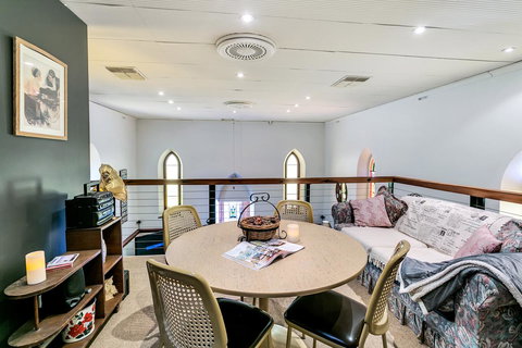 \'THE CHURCH\' Guest Home, Gawler Barossa Region - Accommodation Burleigh 8