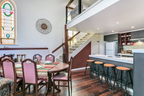 \'THE CHURCH\' Guest Home, Gawler Barossa Region - Accommodation Burleigh 2