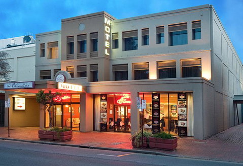 The O'Connell Inn - Accommodation Burleigh 0