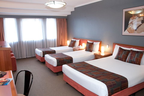 The O'Connell Inn - Accommodation Burleigh 6