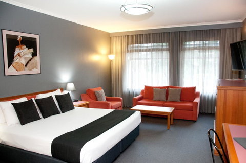 The O'Connell Inn - Accommodation Burleigh 14