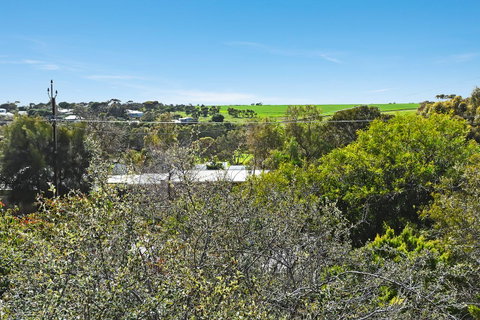 Port Of Call - Port Willunga - C21 SouthCoast Holidays - Accommodation Burleigh 6