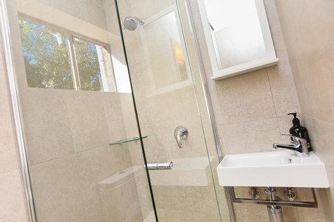 Port Of Call - Port Willunga - C21 SouthCoast Holidays - Accommodation Burleigh 20