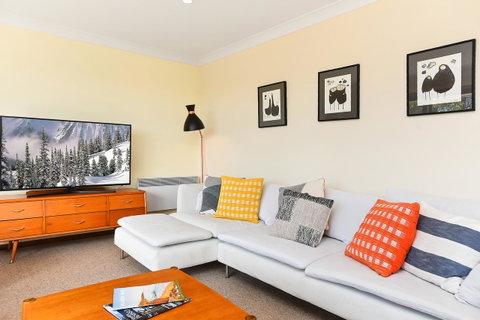 Port Of Call - Port Willunga - C21 SouthCoast Holidays - Accommodation Burleigh 4