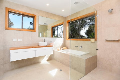 Port Of Call - Port Willunga - C21 SouthCoast Holidays - Accommodation Burleigh 14
