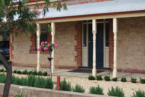 Jacaranda Cottage - Accommodation Burleigh 13