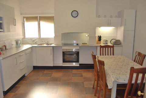 Jacaranda Cottage - Accommodation Burleigh 3