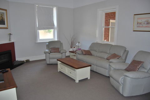 Jacaranda Cottage - Accommodation Burleigh 6