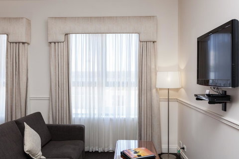 Majestic Tynte Street Apartments - Accommodation Burleigh 13