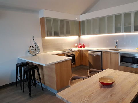 Semaphore Splash Apartments - Accommodation Burleigh 10