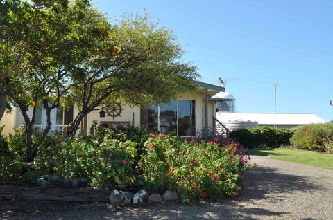 Admirals Inn - Accommodation Burleigh 29