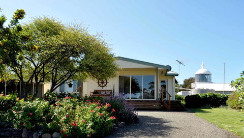 Admirals Inn - Accommodation Burleigh 3