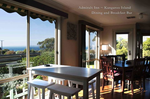 Admirals Inn - Accommodation Burleigh 15