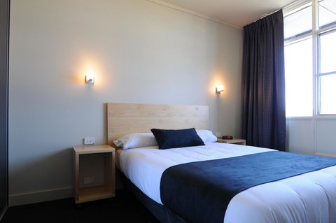 Mansfield Park Hotel - Accommodation Burleigh 19
