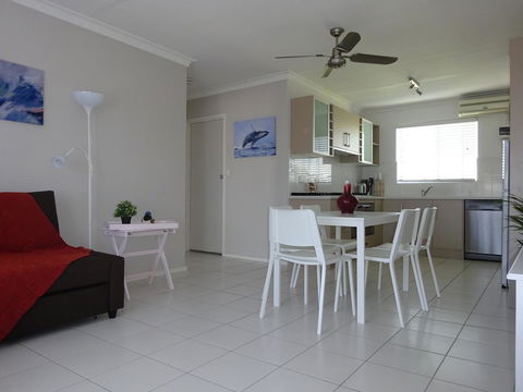 Selene Holiday Apartment @West Beach - Accommodation Burleigh 12