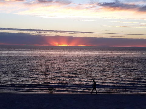 Selene Holiday Apartment @West Beach - Accommodation Burleigh 27