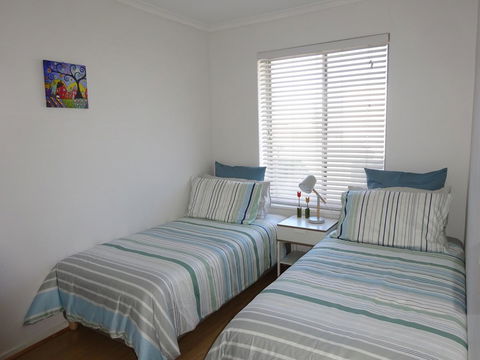 Selene Holiday Apartment @West Beach - Accommodation Burleigh 24
