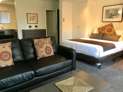 Adelaide DressCircle Apartments - Archer Street - Accommodation Burleigh 6