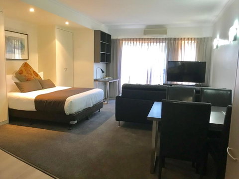 Adelaide DressCircle Apartments - Archer Street - Accommodation Burleigh 4