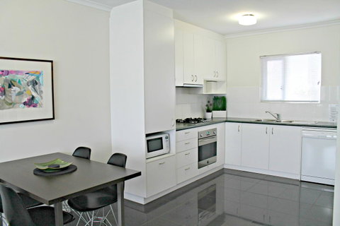Adelaide DressCircle Apartments - Archer Street - Accommodation Burleigh 10