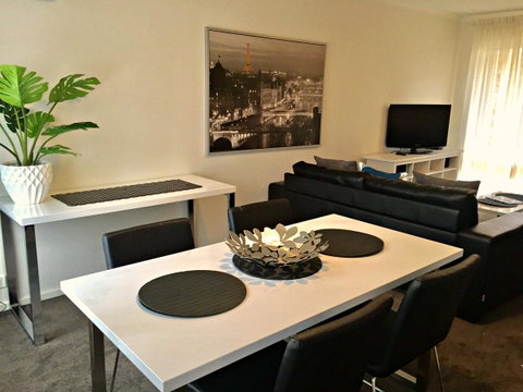 Adelaide DressCircle Apartments - Archer Street - Accommodation Burleigh 26