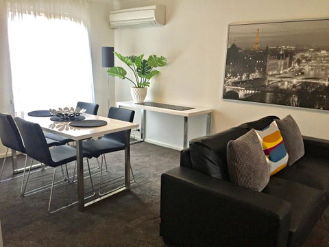 Adelaide DressCircle Apartments - Archer Street - Accommodation Burleigh 17