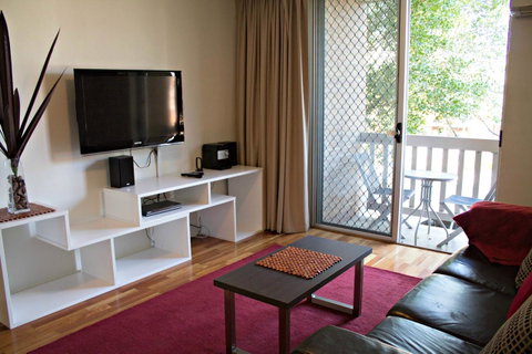 Adelaide DressCircle Apartments - Archer Street - Accommodation Burleigh 14