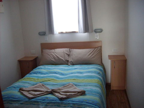 Jacko's Holiday Cabins - Accommodation Burleigh 5