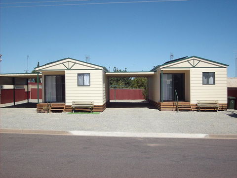 Jacko's Holiday Cabins - Accommodation Burleigh 0