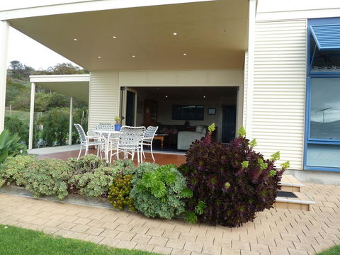 SeaShells Penneshaw - Accommodation Burleigh 6