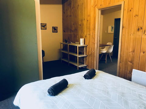 Longwood Retreat - Accommodation Burleigh 11