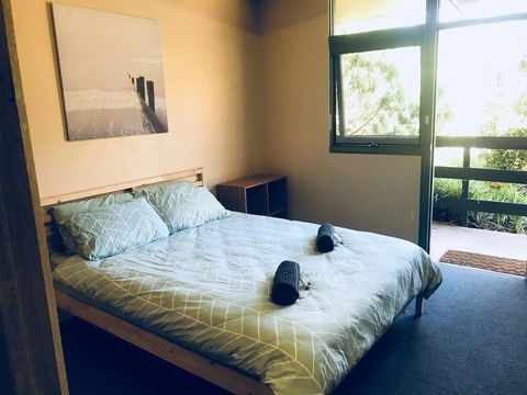 Longwood Retreat - Accommodation Burleigh 15