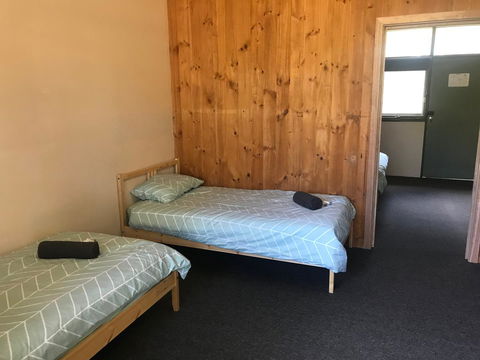 Longwood Retreat - Accommodation Burleigh 7